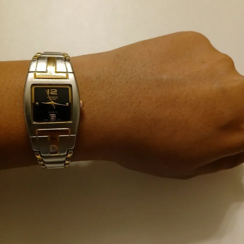 Vintage 80s Helbros Women's Two-Tone Black Dial Quartz Watch 7.5